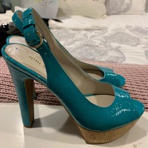 Nine West teal wedges